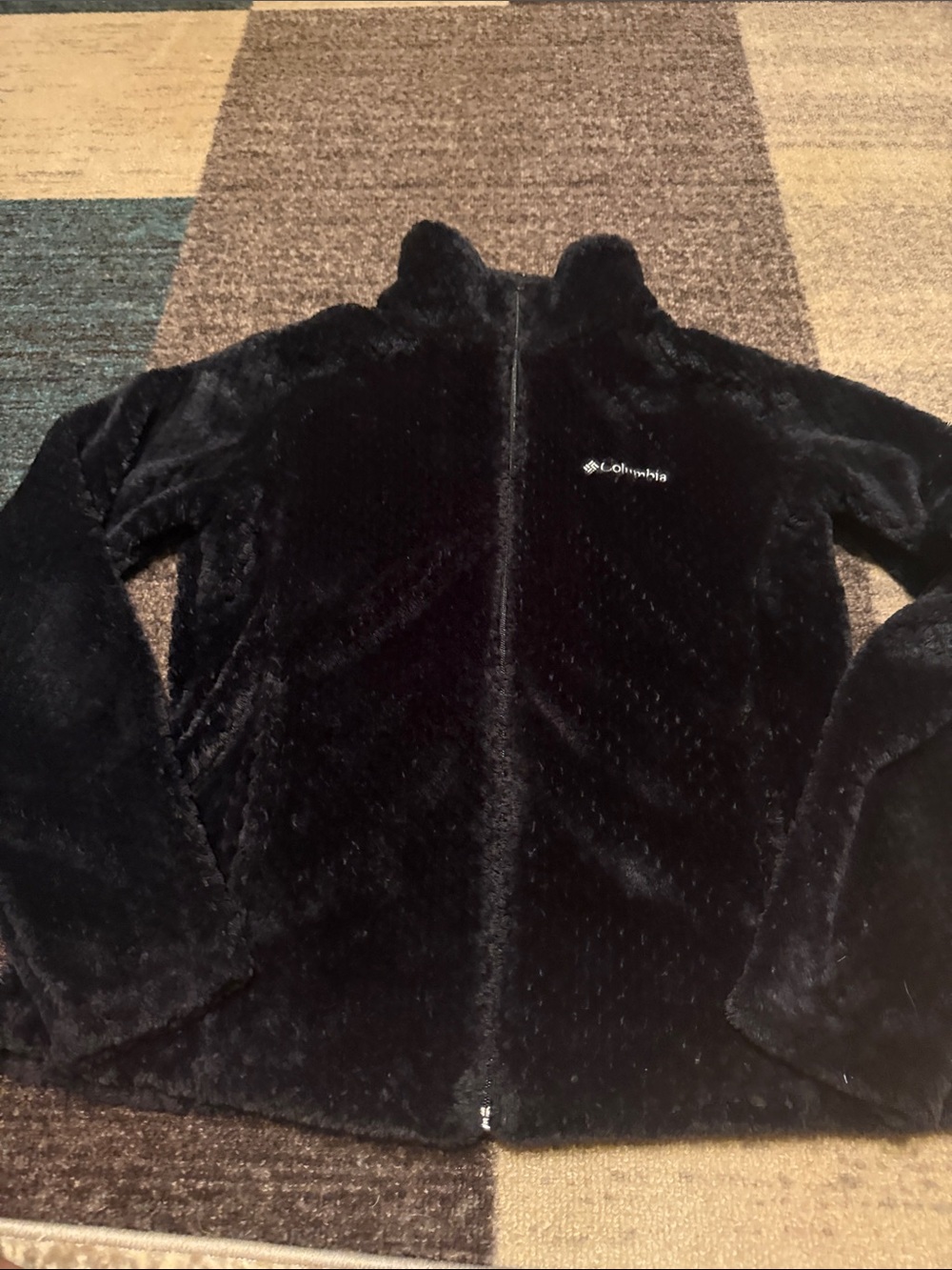Columbia Women’s Black Plush Full-Zip Jacket